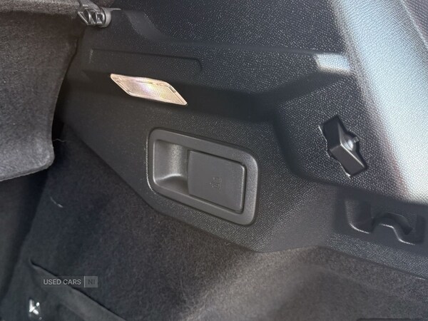 Used DS Automobiles DS 7 Crossback 2019 for sale - 77770227: Photo 16