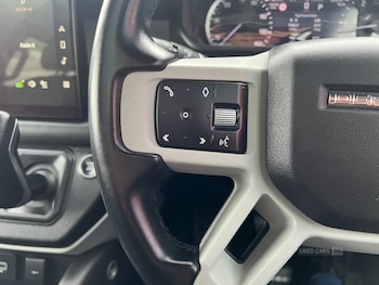 Used Land Rover Defender 2023 for sale - 78855618: Photo