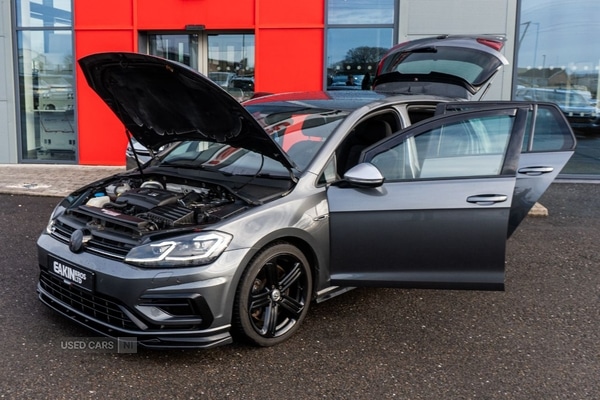 Used Volkswagen Golf 2019 for sale - 77144794: Photo 2