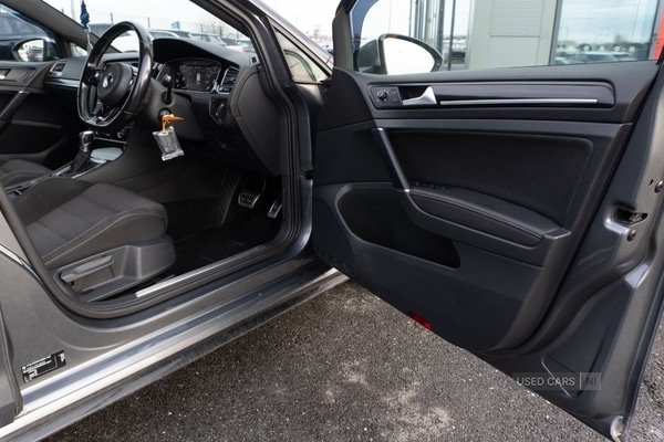 Used Volkswagen Golf 2019 for sale - 77144794: Photo 30