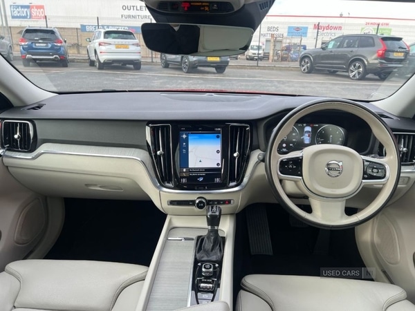 Used Volvo V60 2019 for sale - 76486082: Photo 3