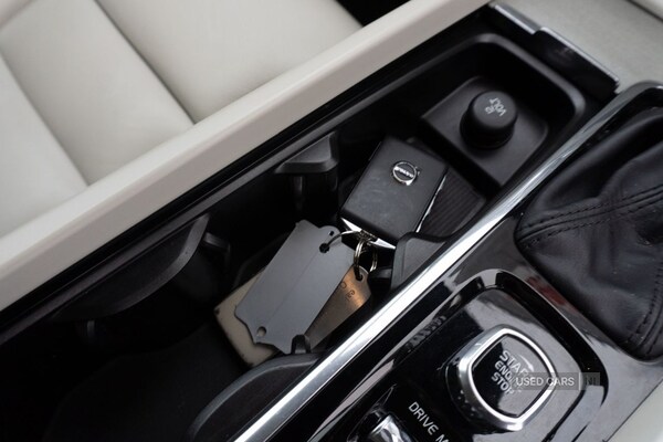 Used Volvo V60 2019 for sale - 76486082: Photo 34