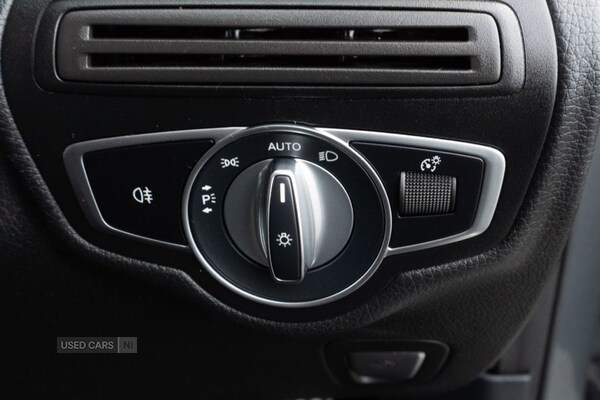 Used Mercedes-Benz GLC 2020 for sale - 75979337: Photo 38