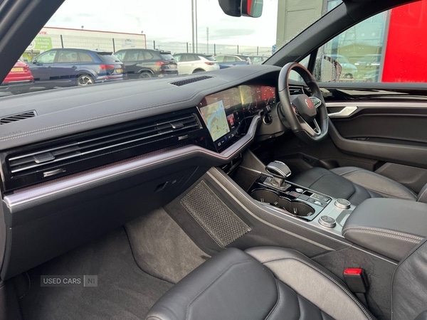 Used Volkswagen Touareg 2023 for sale - 77156930: Photo 24