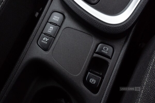 Used Toyota Yaris Cross 2022 for sale - 77456784: Photo 31