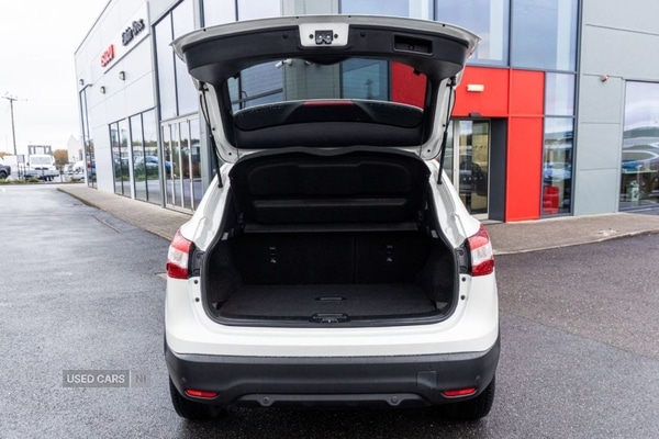 Used Nissan Qashqai 2017 for sale - 76539360: Photo 15