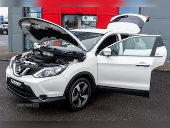 Used Nissan Qashqai 2017 for sale - 76539360: Photo