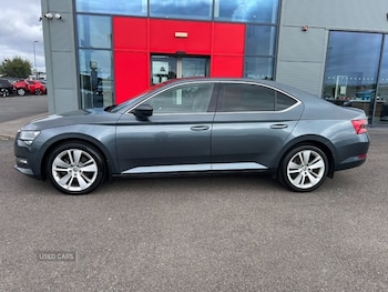 Used Skoda Superb 2021 for sale - 75900878: Photo 2