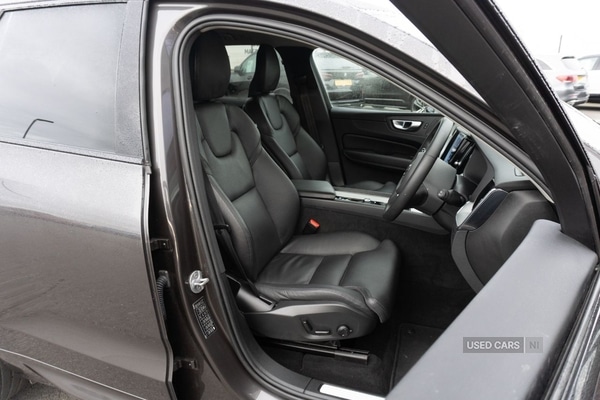 Used Volvo XC60 2023 for sale - 76667577: Photo 31