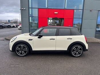 Used MINI Hatch 2022 for sale - 76998001: Photo