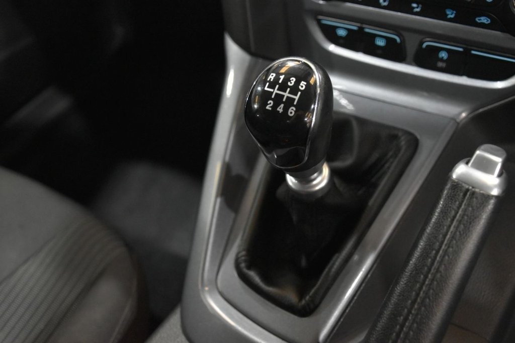 Used Ford Focus 2011 for sale - 76709716: Photo 9