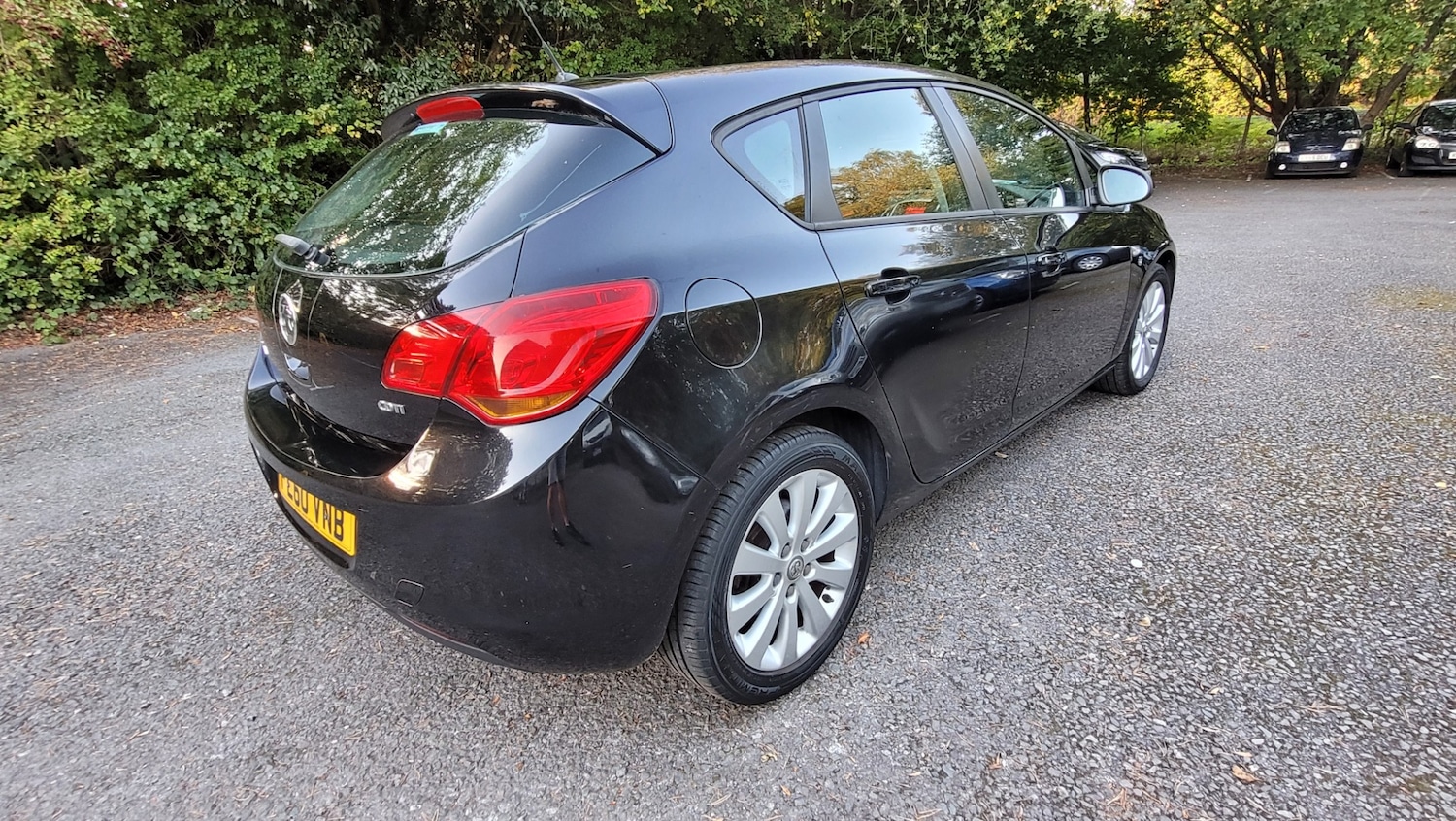 Used Vauxhall Astra 2010 for sale - 76199622: Photo 3