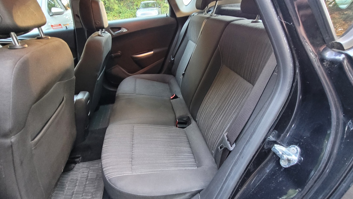 Used Vauxhall Astra 2010 for sale - 76199622: Photo 8