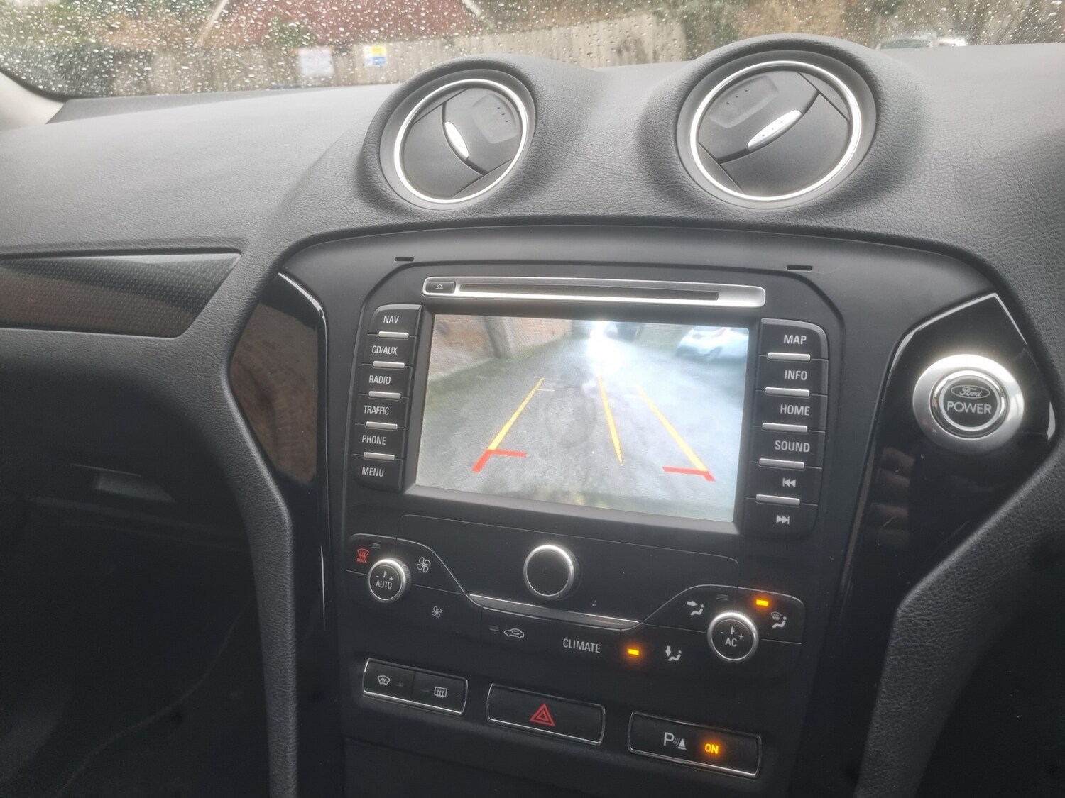 Used Ford Mondeo 2011 for sale - 77508946: Photo 8