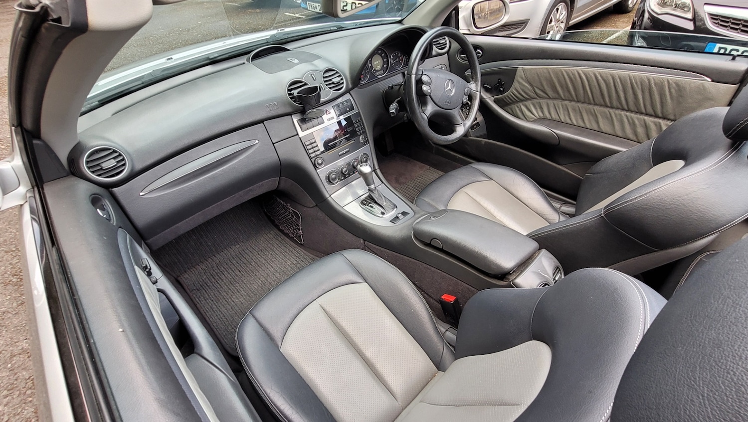 Used Mercedes-Benz CLK 2005 for sale - 77370988: Photo 13