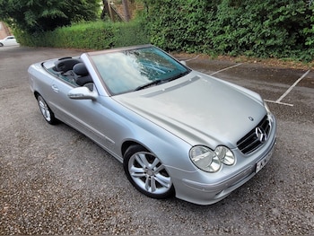 Used Mercedes-Benz CLK 2005 for sale - 77370988: Photo