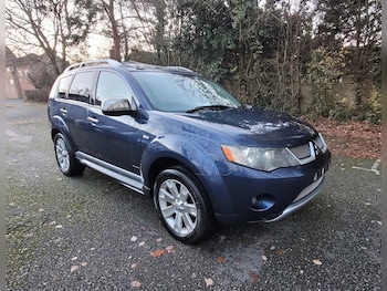 2010 (10) - 2.2 DI-DC Diamond 5dr