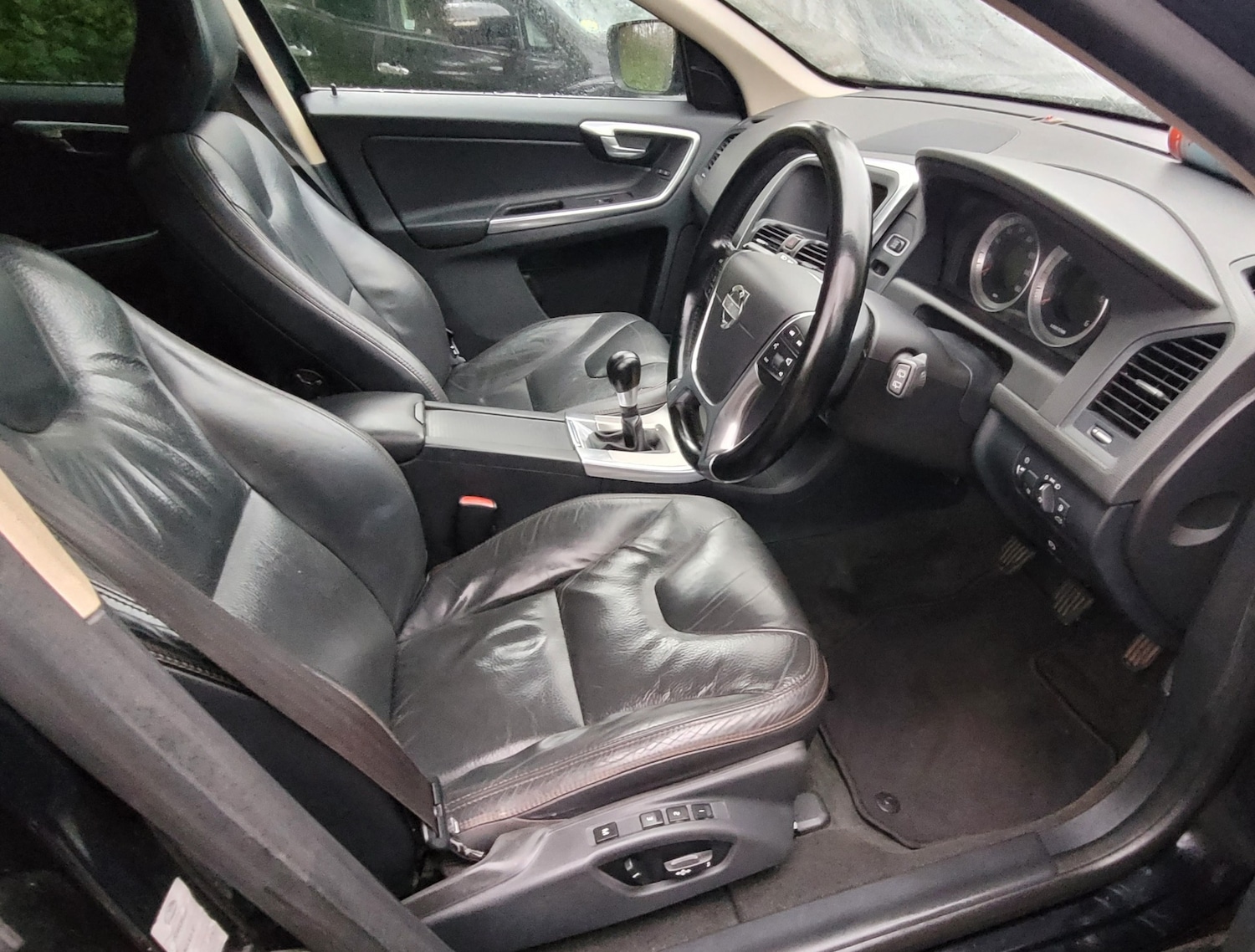 Used Volvo XC60 2012 for sale - 76918081: Photo 9