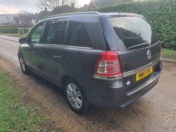 Used Vauxhall Zafira 2011 for sale - 77363810: Photo