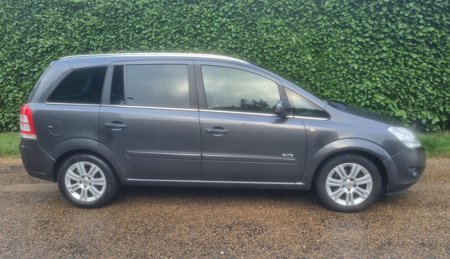 Used Vauxhall Zafira 2011 for sale - 77363810: Photo 4