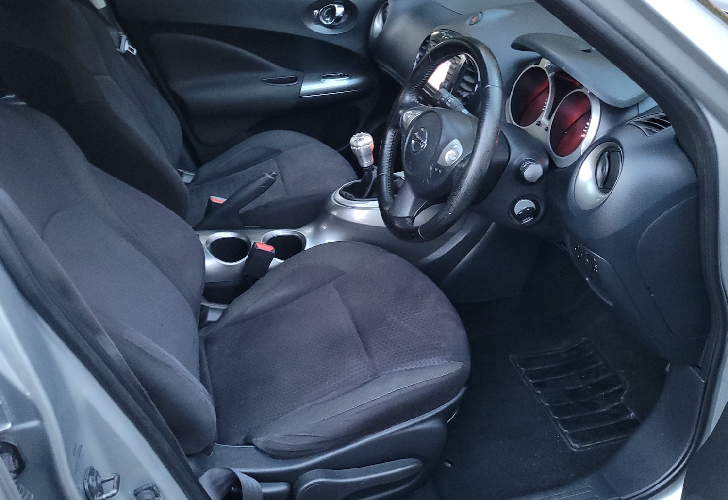 Used Nissan Juke 2010 for sale - 76521231: Photo 9