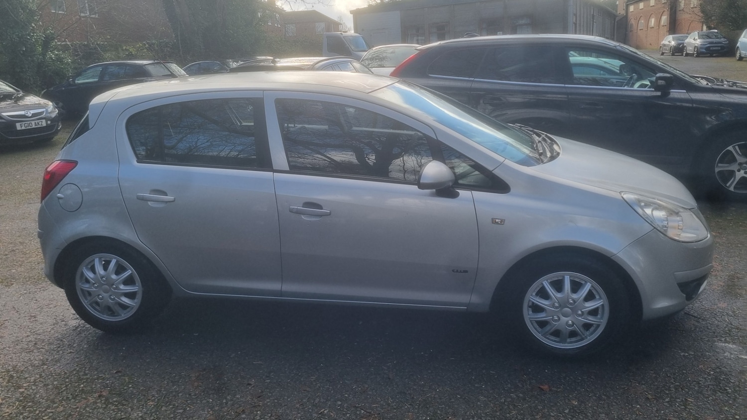 Used Vauxhall Corsa 2008 for sale - 77431950: Photo 2
