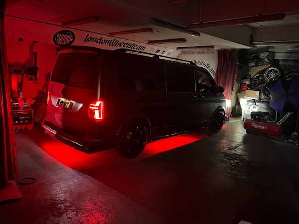 Used Volkswagen Transporter Shuttle 2017 for sale - 76212164: Photo 10
