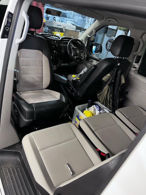 Used Volkswagen Transporter Shuttle 2017 for sale - 76212164: Photo 13