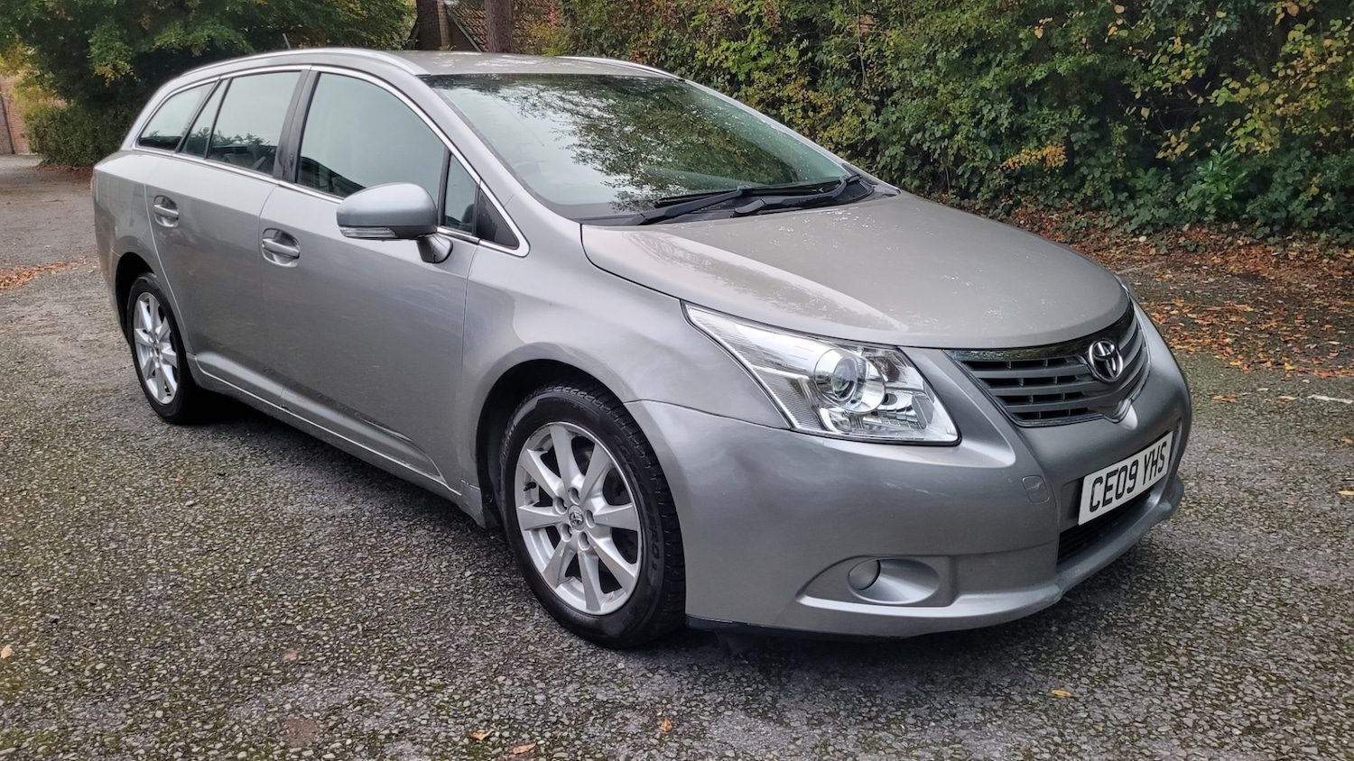 Used Toyota Avensis 2009 for sale - 76352114: Photo 1