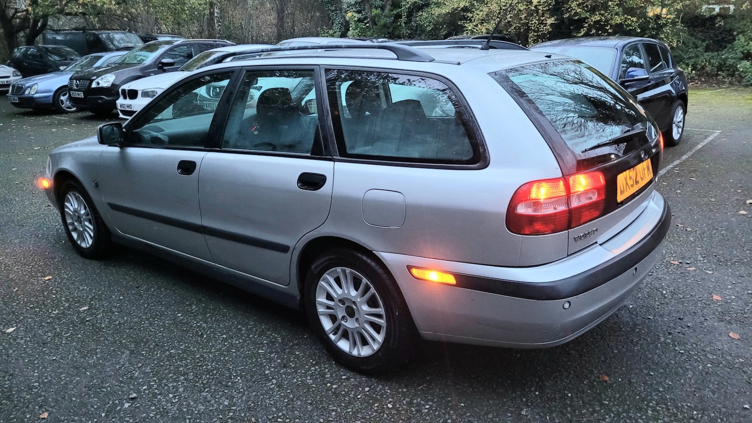 Used Volvo V40 2002 for sale - 76547459: Photo 3