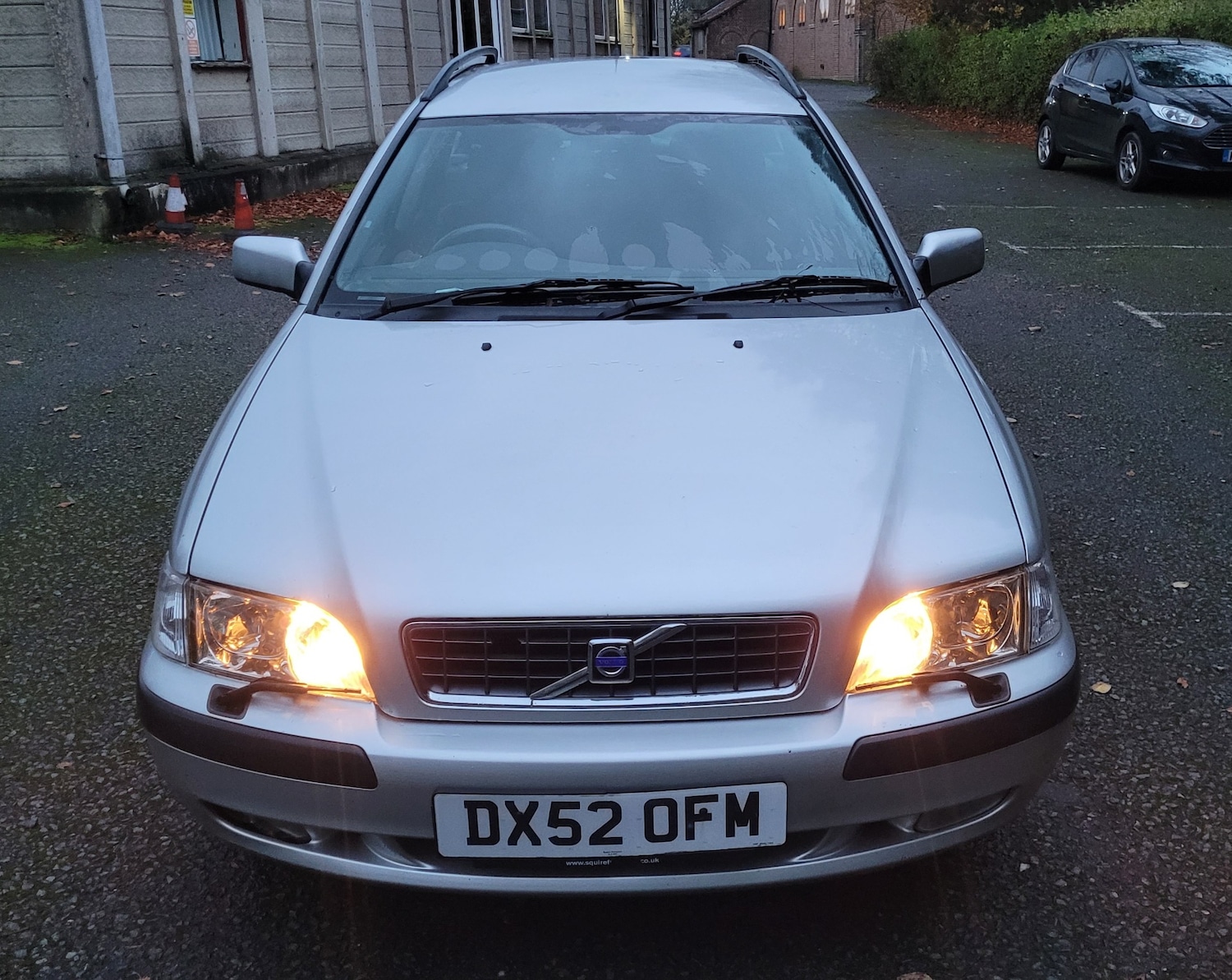 Used Volvo V40 2002 for sale - 76547459: Photo 4