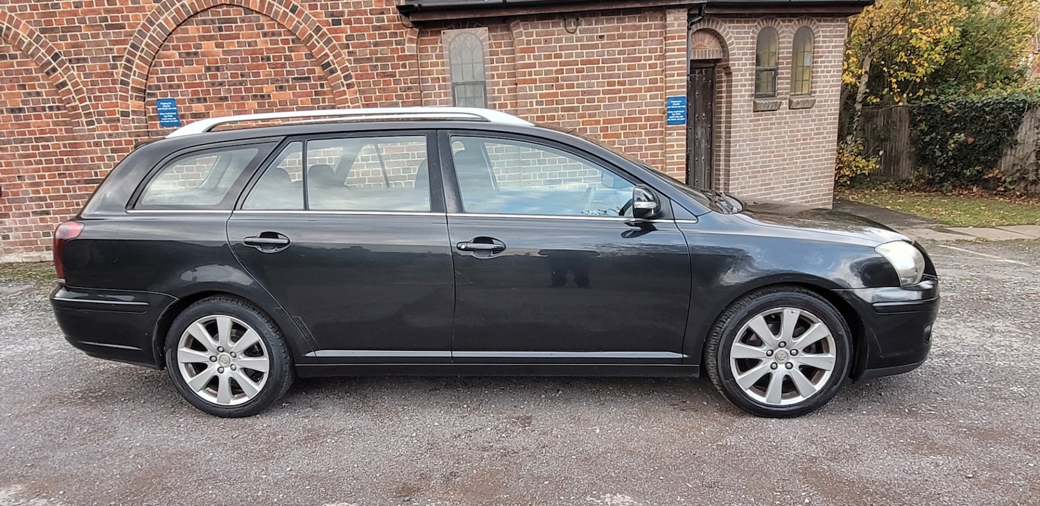 Used Toyota Avensis 2008 for sale - 76480263: Photo 2