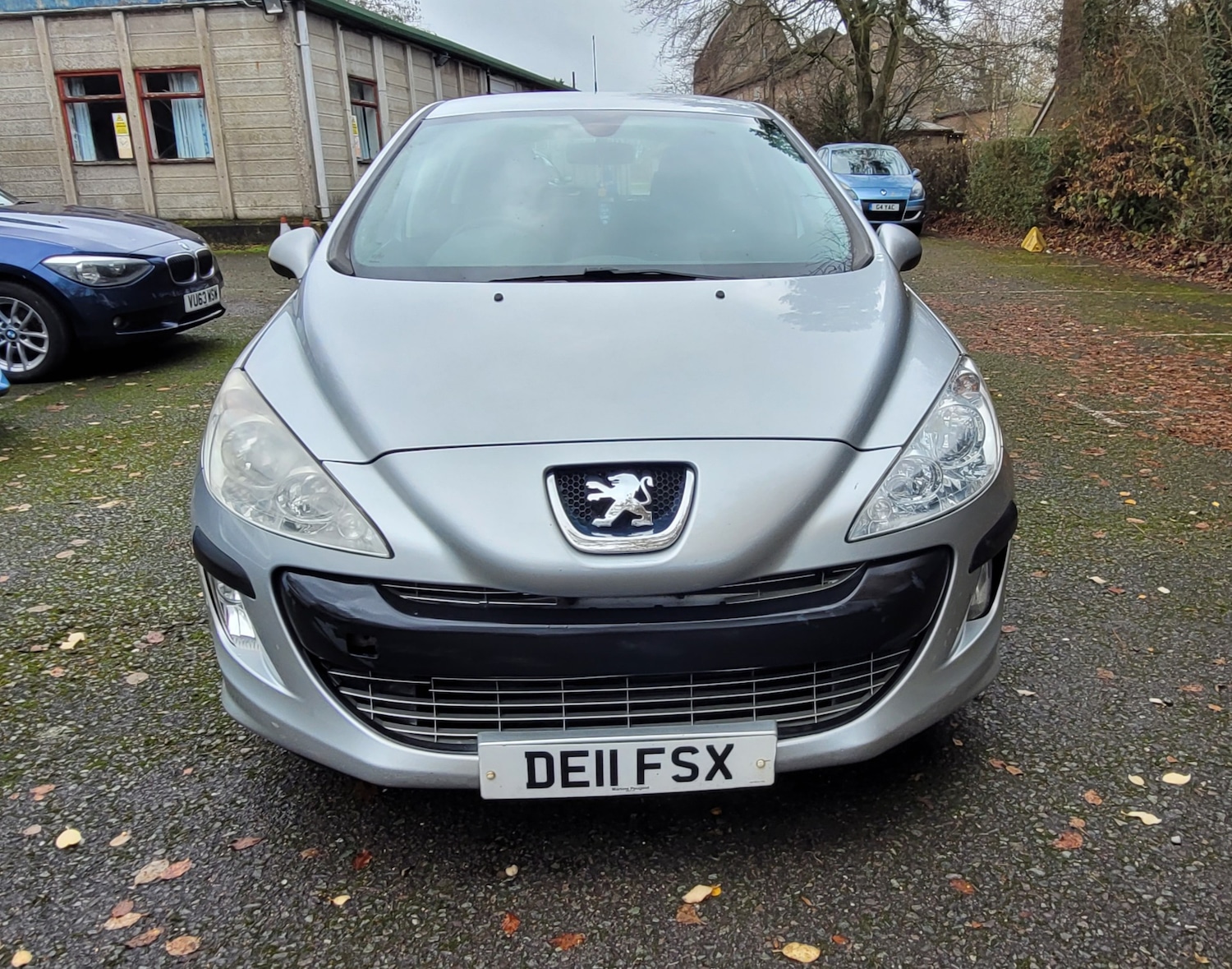 Used Peugeot 308 2011 for sale - 76858950: Photo 4
