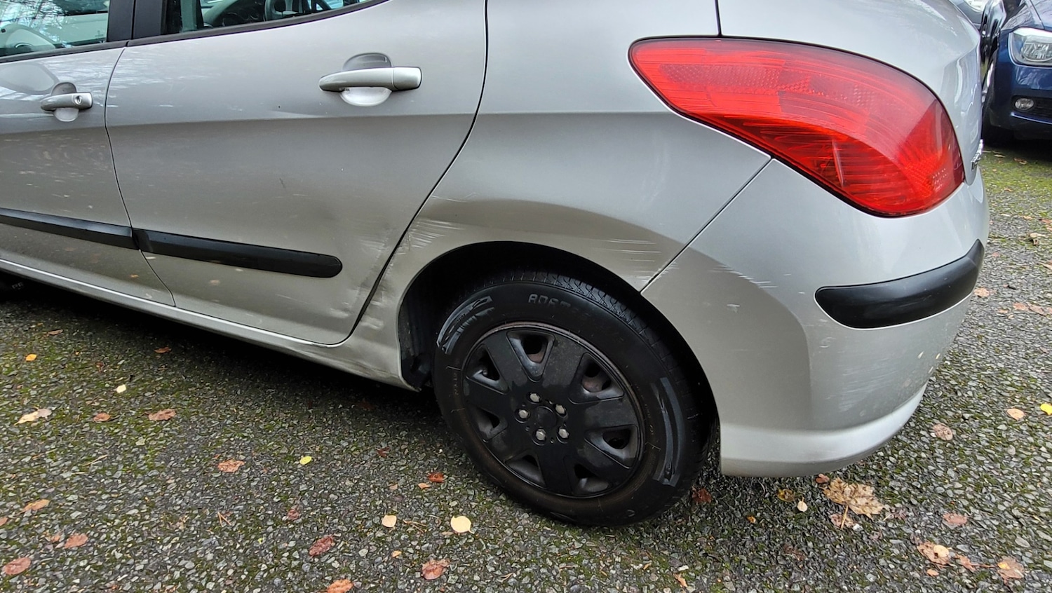 Used Peugeot 308 2011 for sale - 76858950: Photo 6