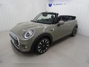 Used MINI Convertible 2019 for sale - 75539642: Photo