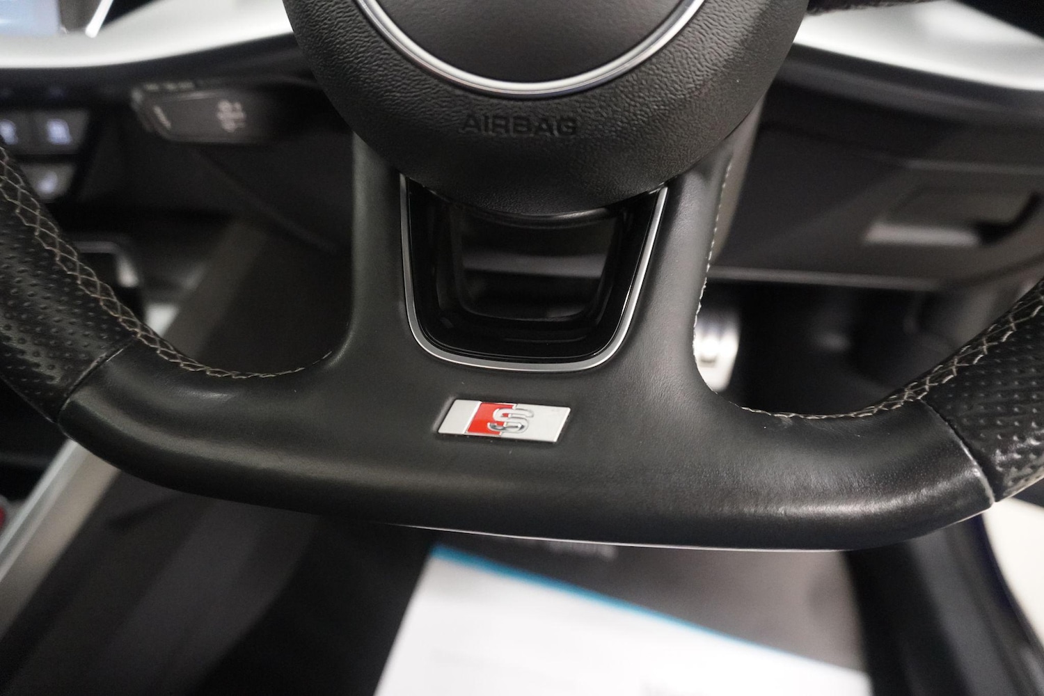 Vehicle 29