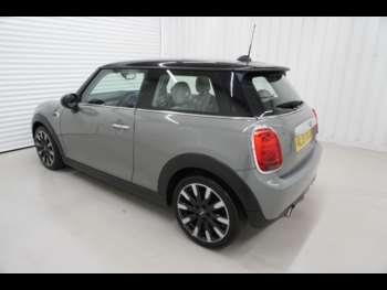 Used MINI Hatch 2019 for sale - 75283473: Photo