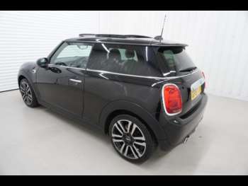 Used MINI Hatch 2019 for sale - 75283441: Photo