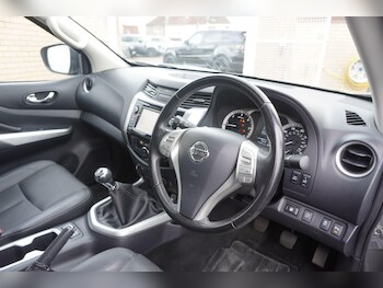 Used Nissan Navara 2019 for sale - 75608819: Photo