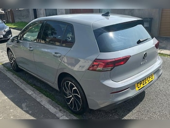 Used Volkswagen Golf 2022 for sale - 75623591: Photo