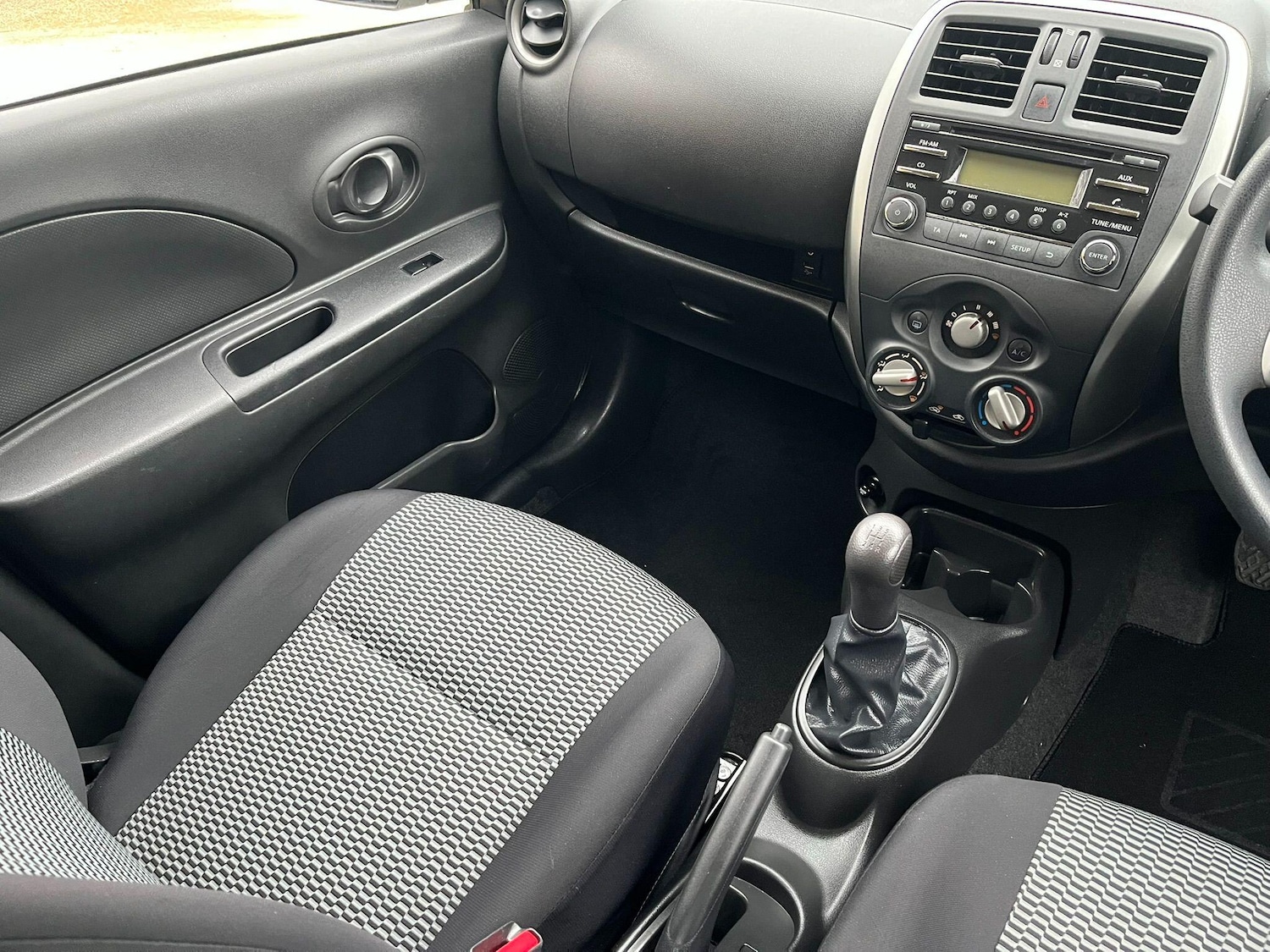 Used Nissan Micra 2016 for sale - 77255530: Photo 36