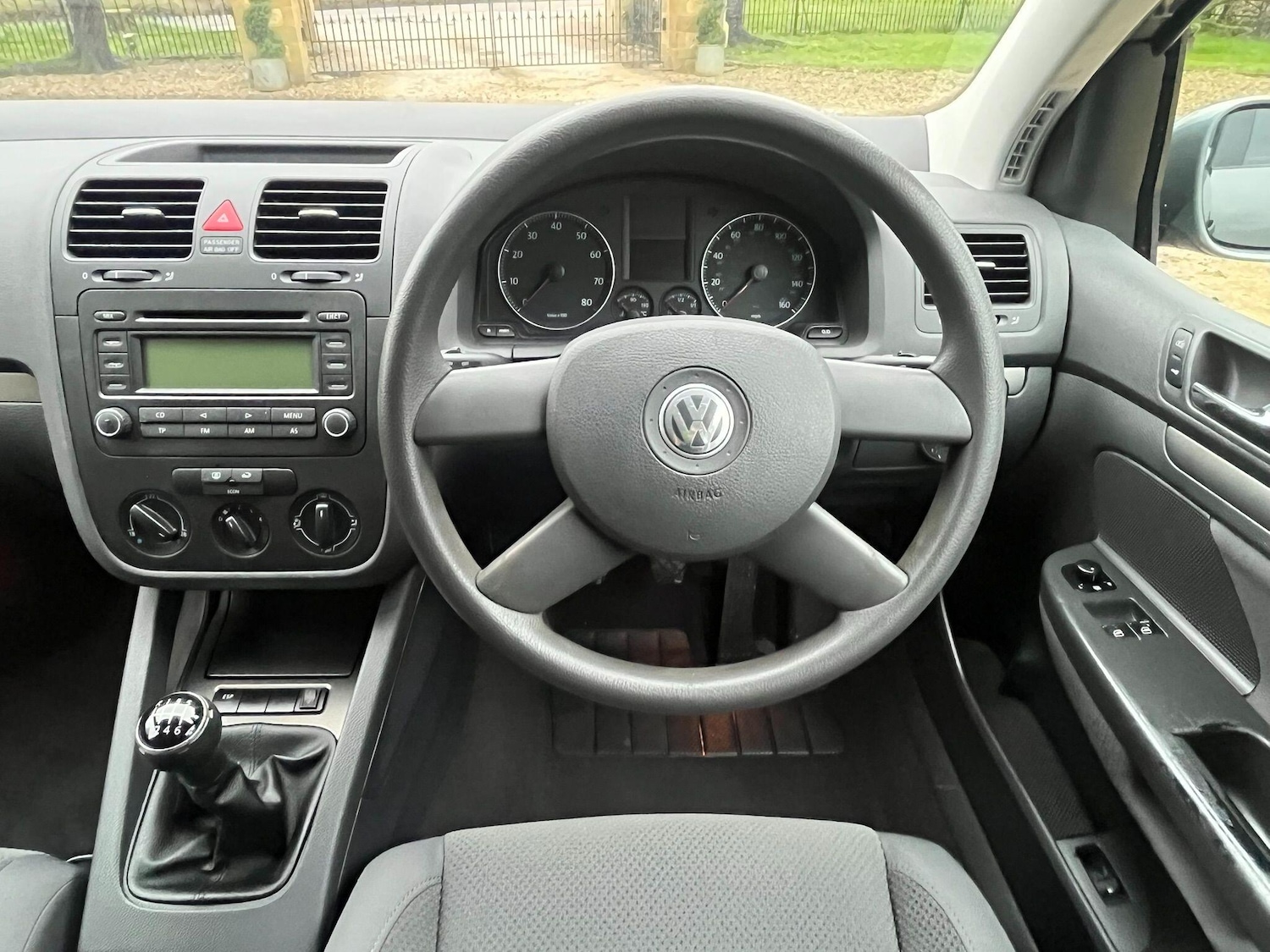 Used Volkswagen Golf 2004 for sale - 77254051: Photo 24