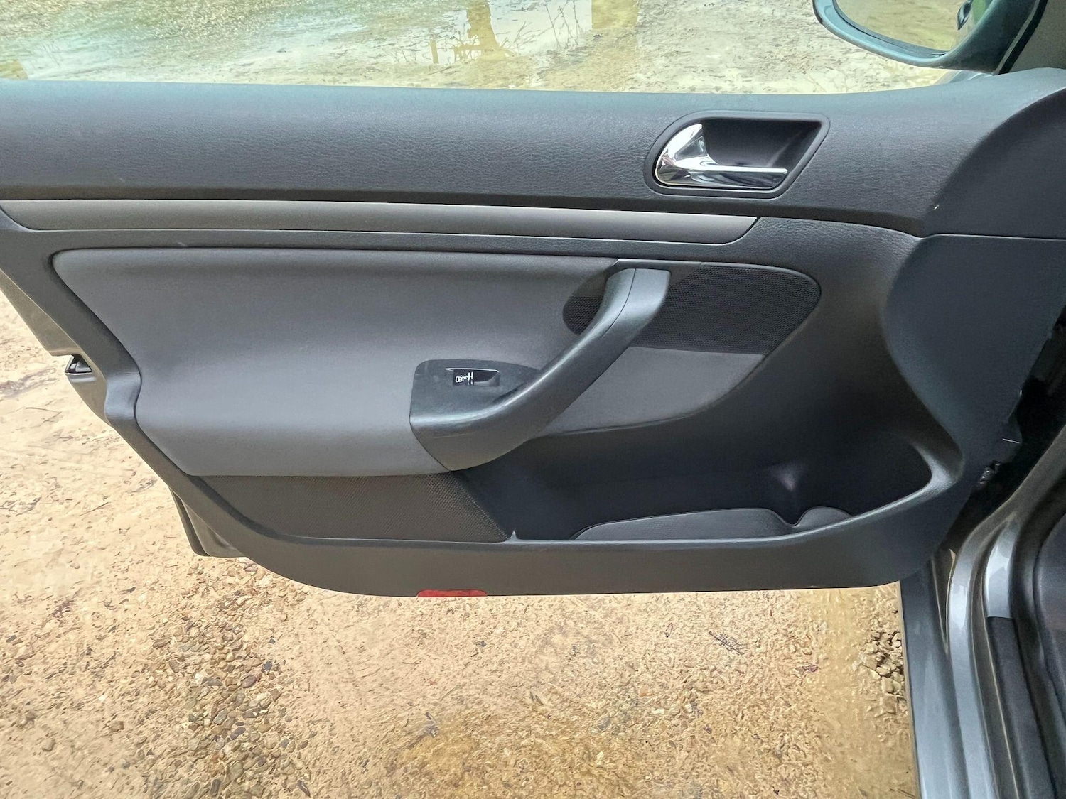 Used Volkswagen Golf 2004 for sale - 77254051: Photo 33