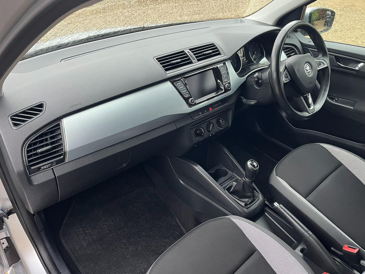 Used Skoda Fabia 2016 for sale - 77440604: Photo 23