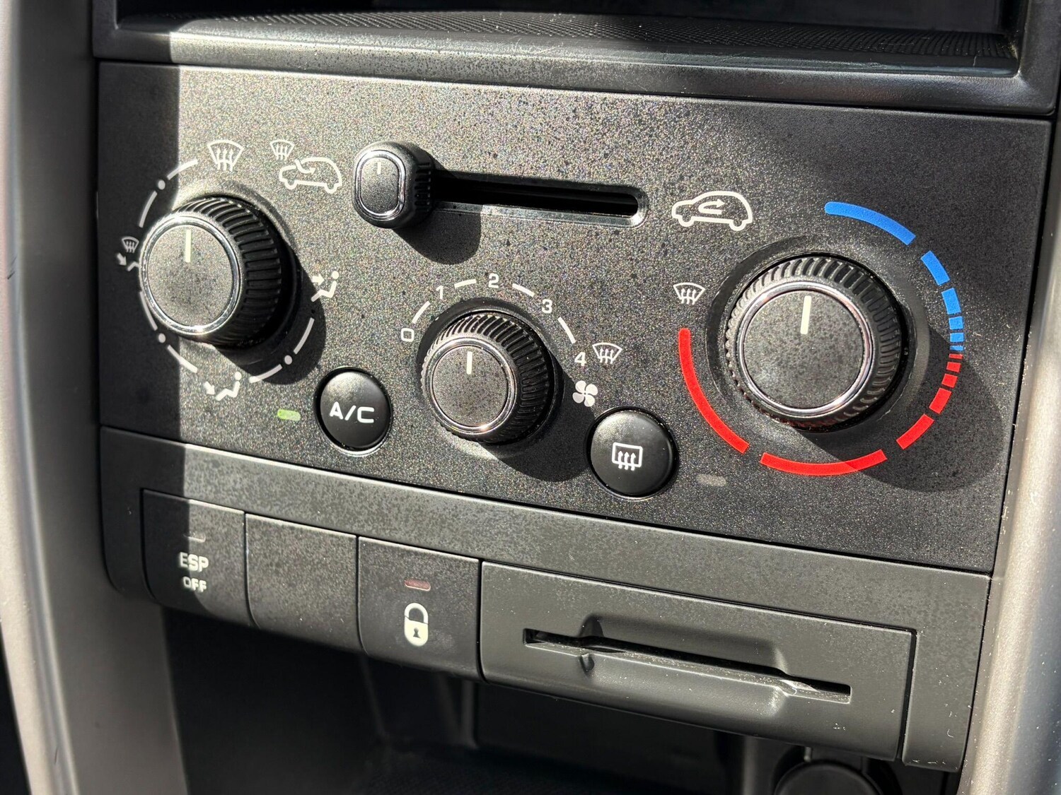 Used Peugeot 207 2013 for sale - 78086251: Photo 34