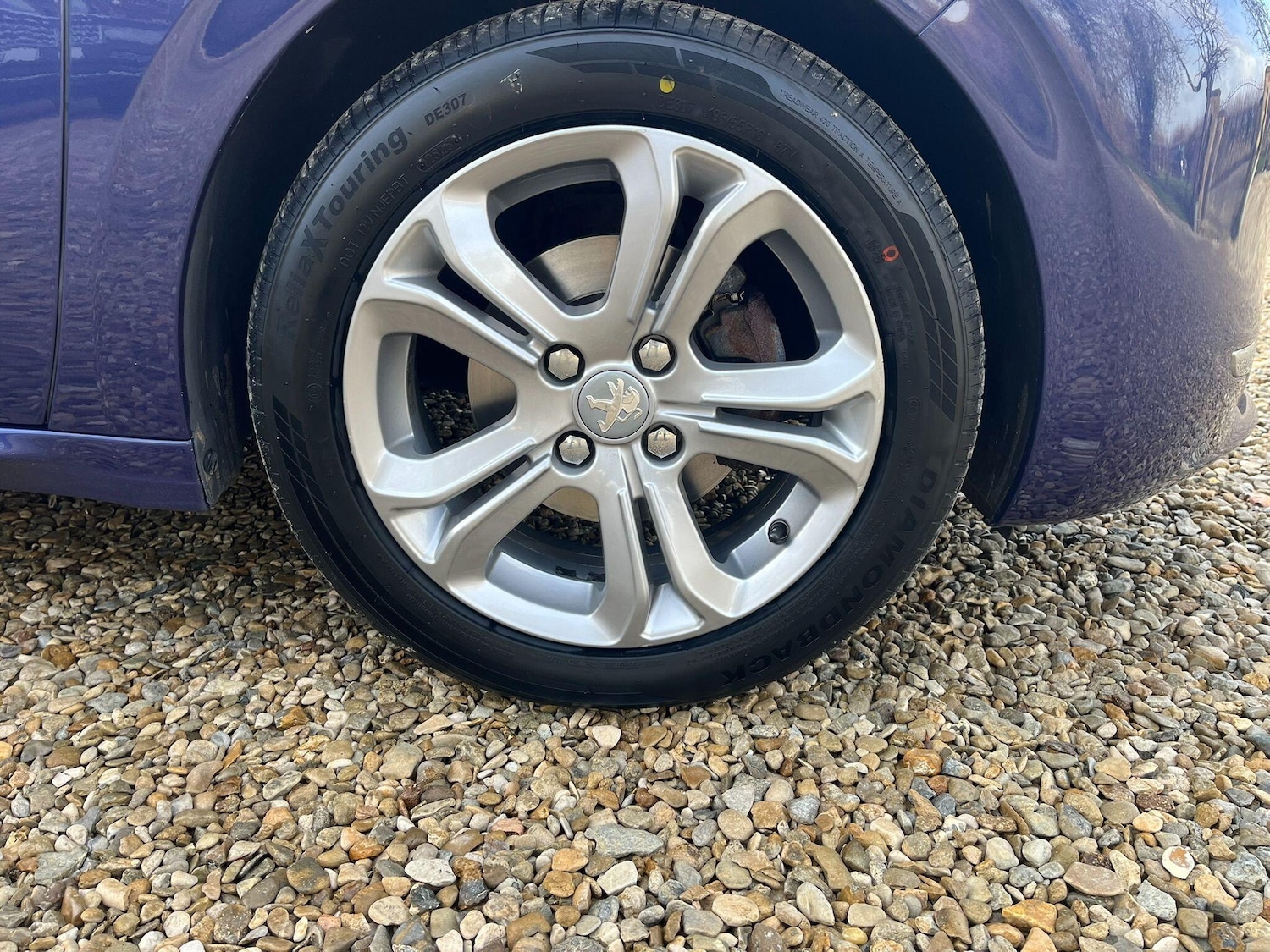 Used Peugeot 208 2013 for sale - 77387572: Photo 27