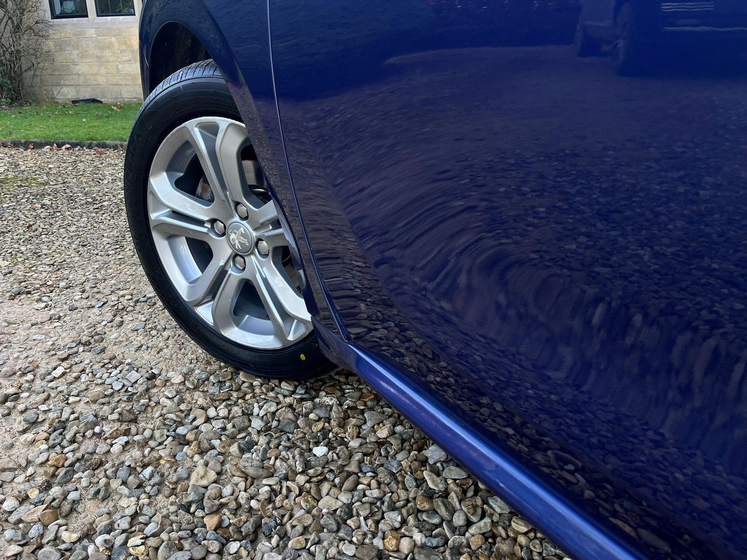 Used Peugeot 208 2013 for sale - 77387572: Photo 28