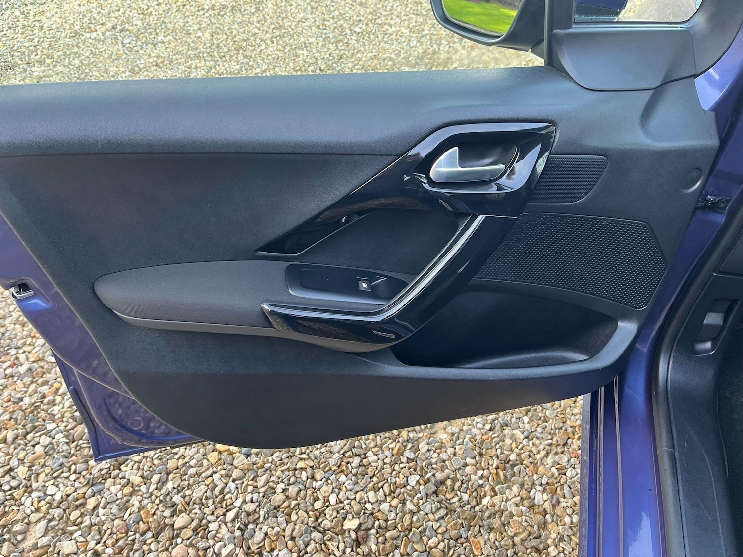 Used Peugeot 208 2013 for sale - 77387572: Photo 48