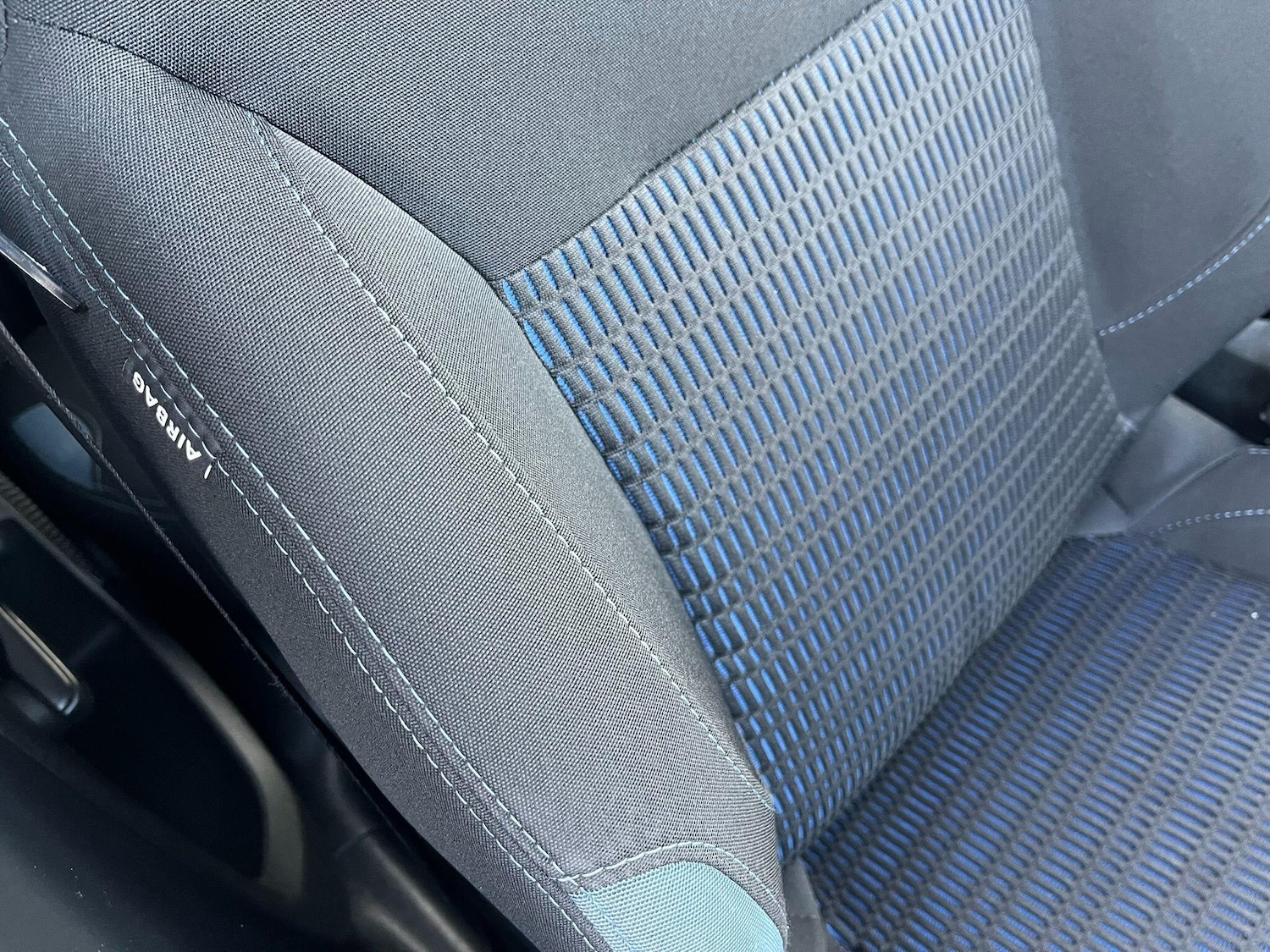 Used Peugeot 208 2013 for sale - 77387572: Photo 55