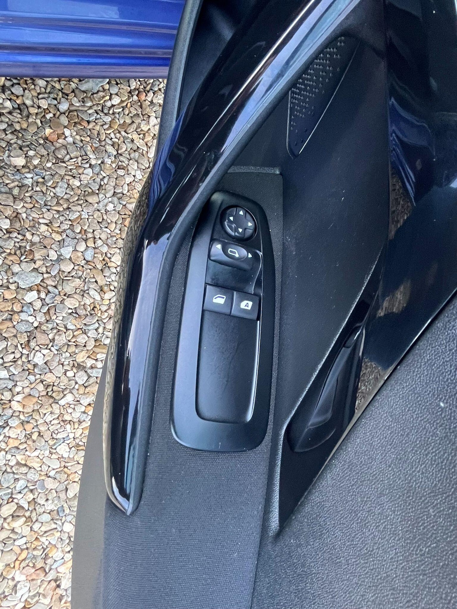 Used Peugeot 208 2013 for sale - 77387572: Photo 57